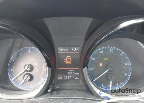 2015 Toyota Corolla S Plus z USA, uszkodzony, nr VIN 5YFBURHE2FP275241